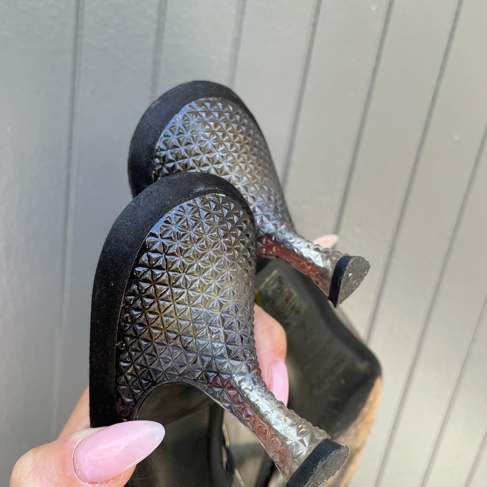 Vintage Prada Heels - Picture 8 of 9